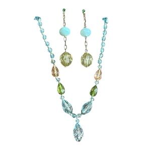 Lauren Conrad Beaded Necklace and Earring Set‎ in Hues of Blue, Green and Peach